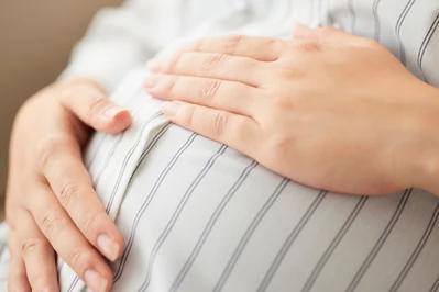 Poród na SOR zamiast na porodówce w 2026? - zmiany w szpitalach i organizacja porodówki