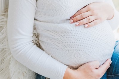 Opuchlizna w ciąży: 5 domowych sposobów na radzenie sobie z opuchlizną podczas ciąży