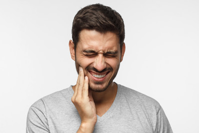 Ból zęba – jak go złagodzić przed wizytą u dentysty?