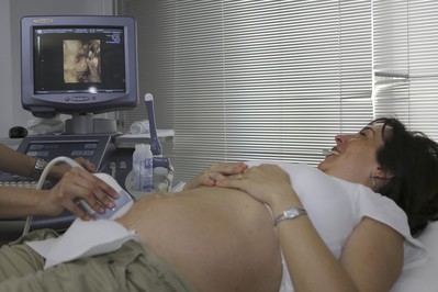 Pierwsze spotkanie z maluszkiem czyli o USG w ciąży