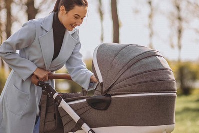 Spacerowy niezbędnik niemowlaka: jak kompaktowo spakować się na spacer z dzieckiem?