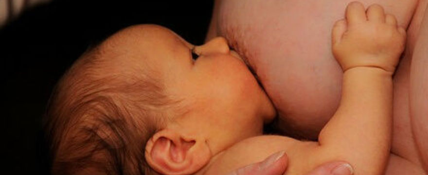 Co jeść po porodzie, karmiąc piersią?