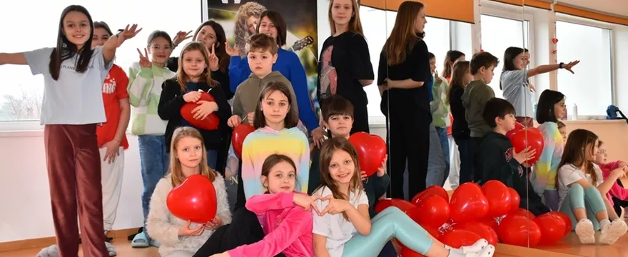 Obozy letnie 2025 - niezapomniane wakacje z Kompasem